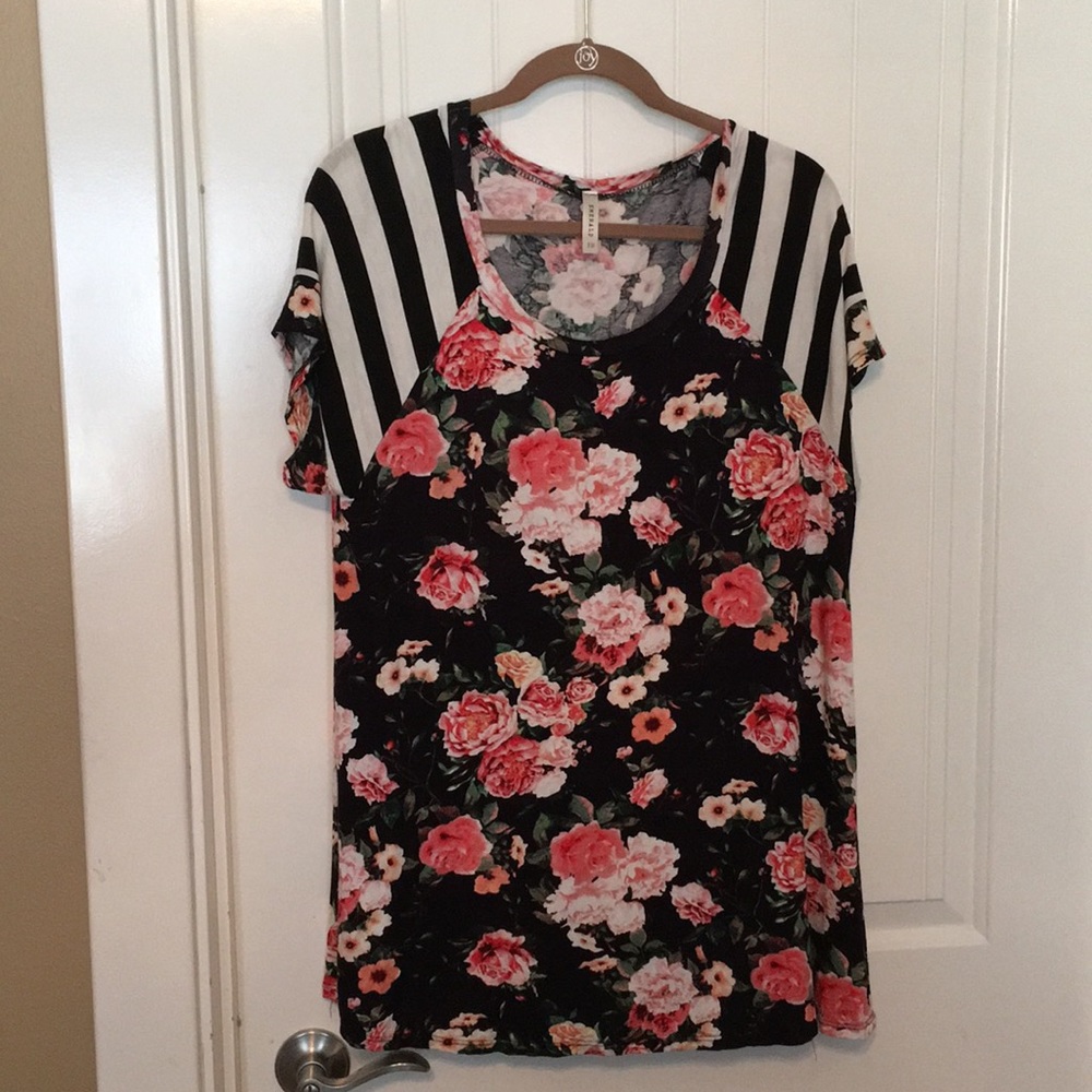 EUC Emerald 2x Tunic Shirt